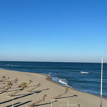 Le Grand Bleu-au Soleil * Le Barcarès